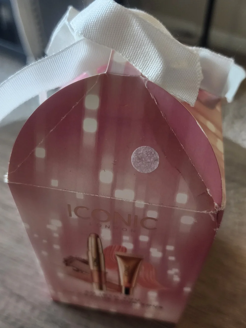 Iconic London Pink Radiance Skincare Set